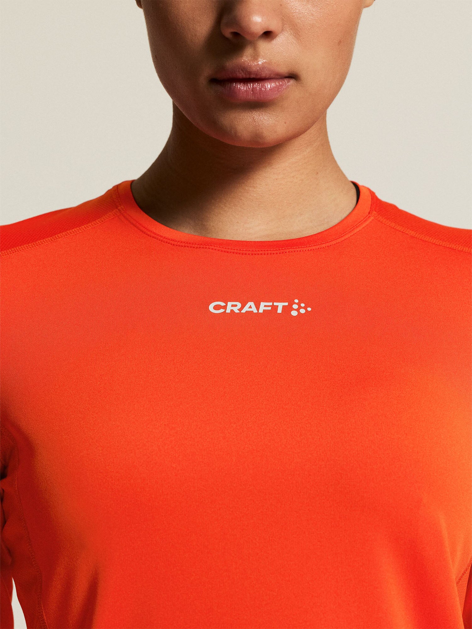 ADV Essence LS Tee 2 W-Pace