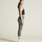 Collective Cropped Singlet W-Black