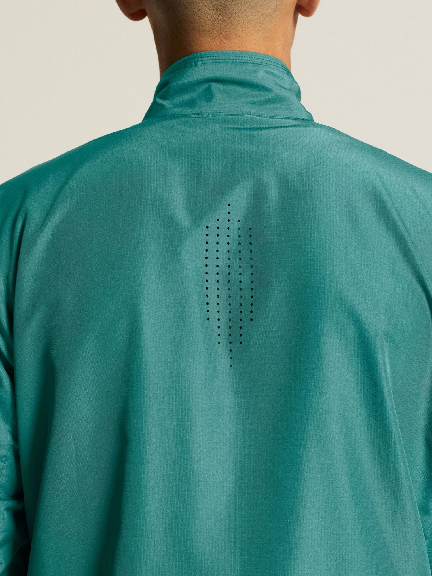 Essence Wind Jacket 2 M-Hydrate