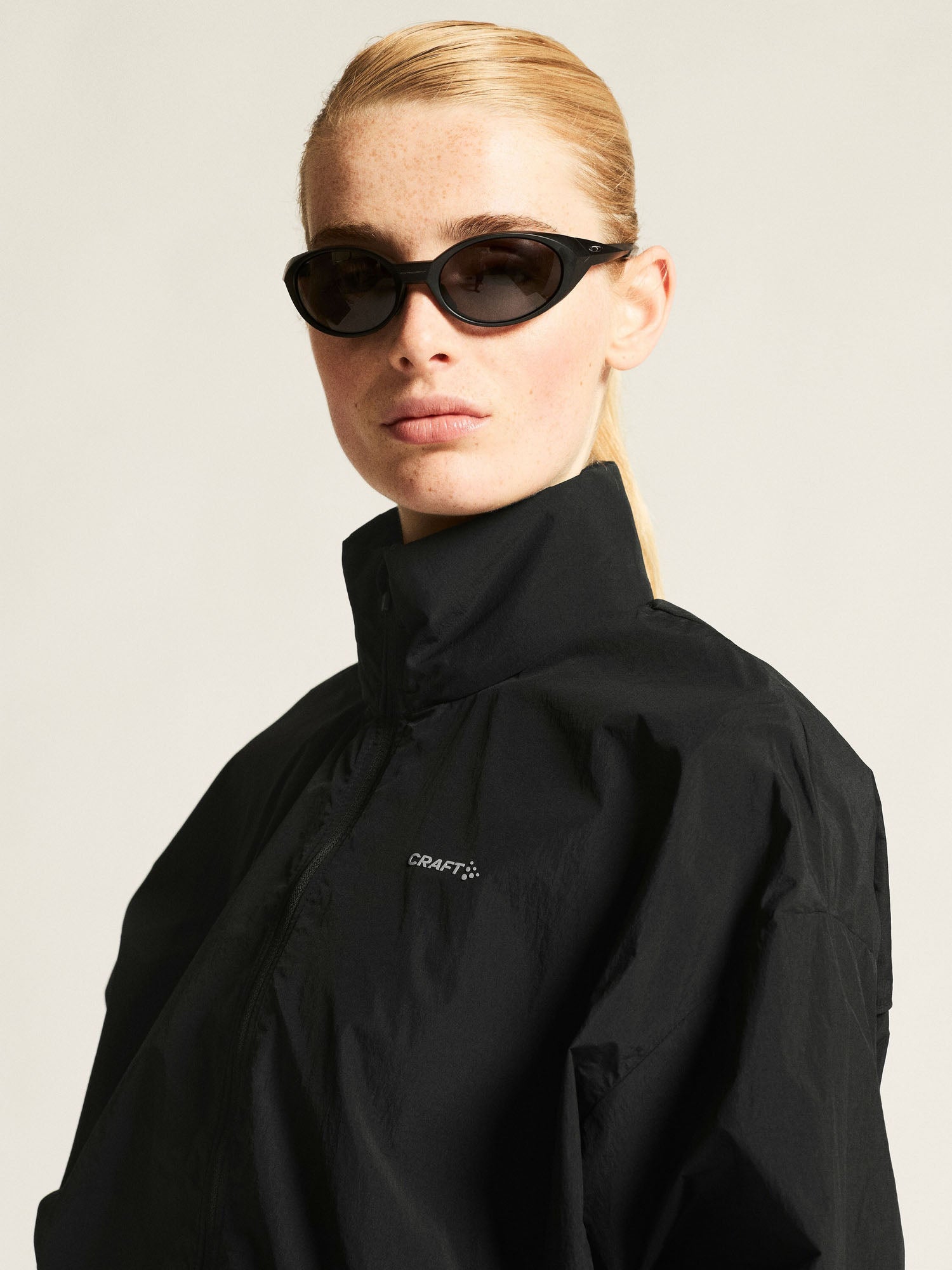 Hypervent Oversized Wind Jacket W-Black