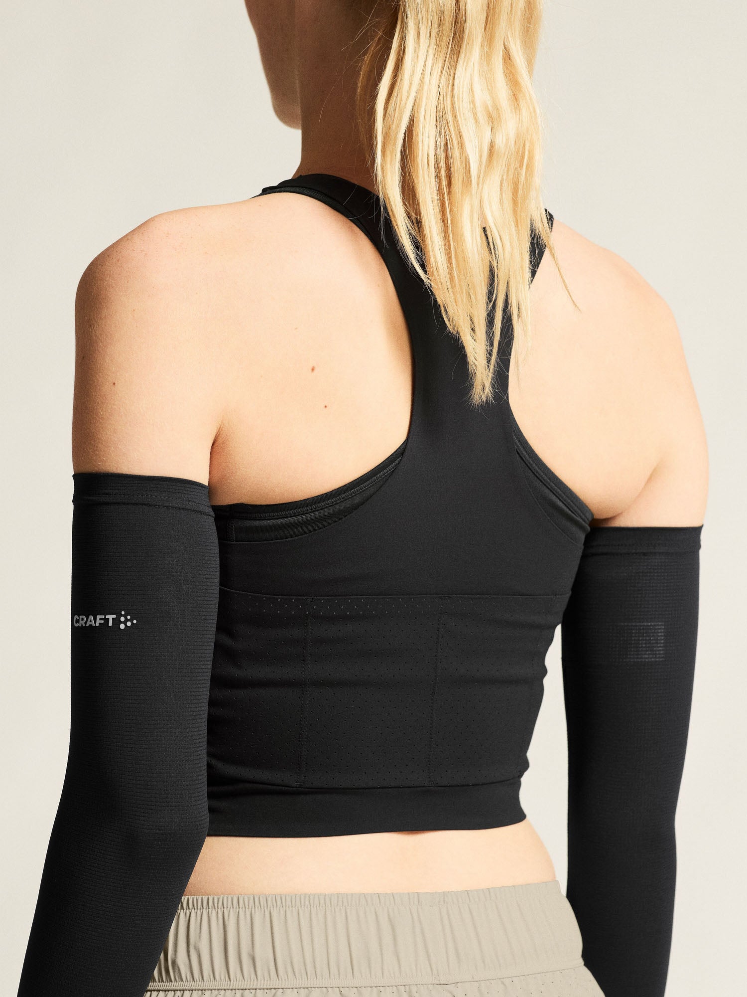 Débardeur court à poche Hypervent W-Black