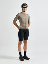 Load image into Gallery viewer, PRO Aero Bib Shorts M